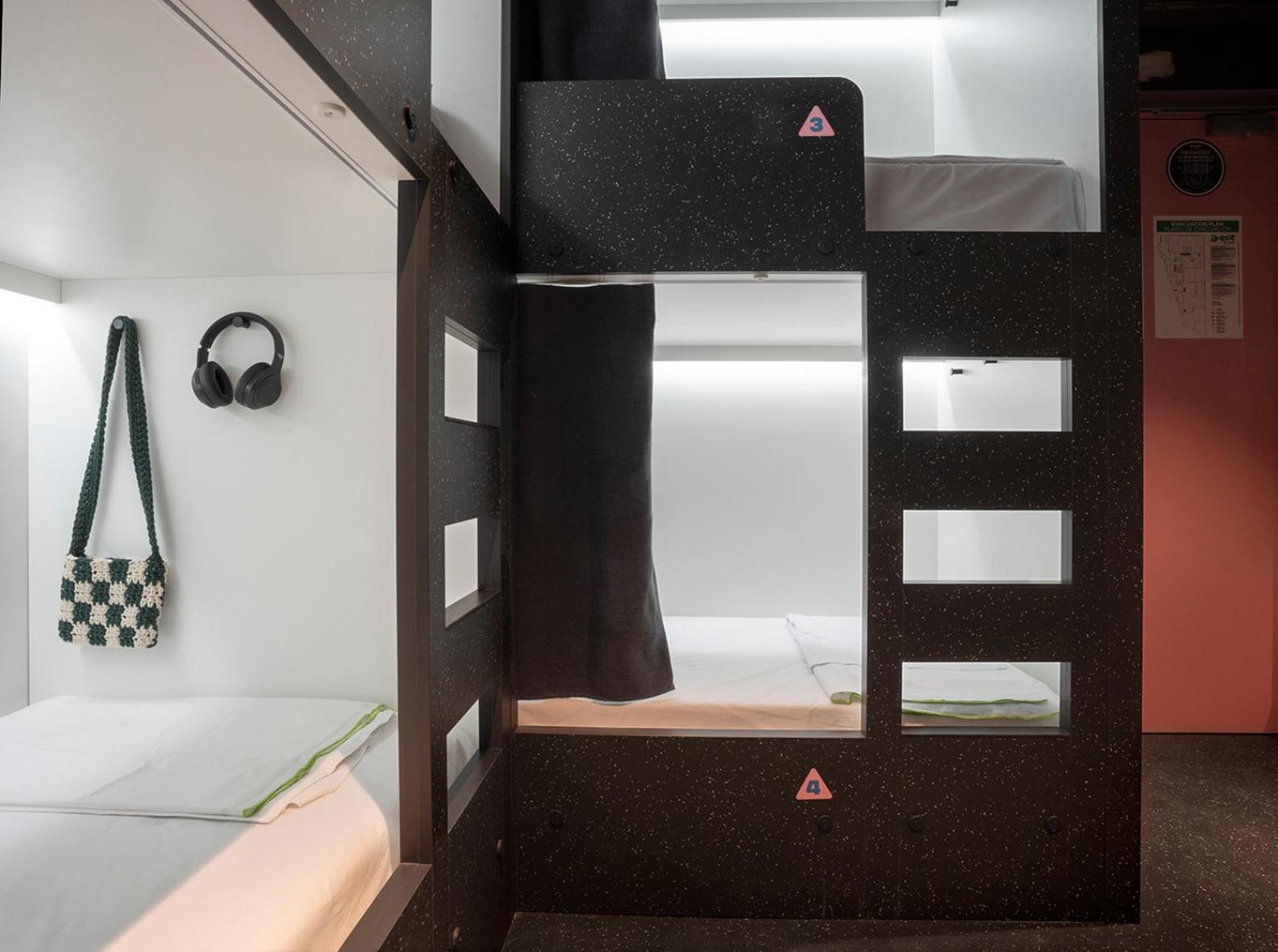 Amistat City Hostel ברצלונה מראה חיצוני תמונה